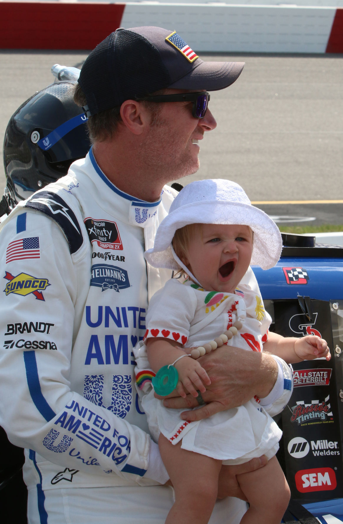 091121_SPO_NASCAR_BK04